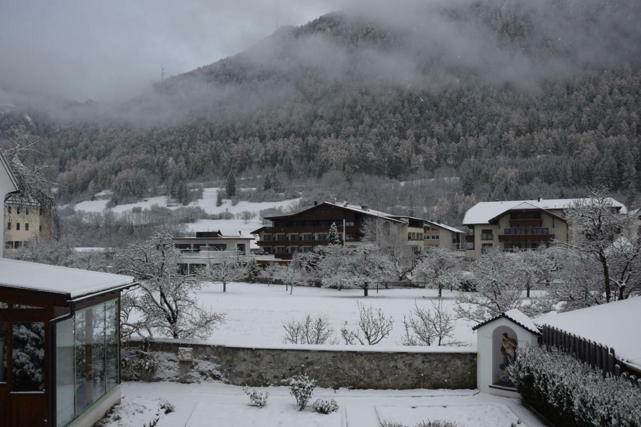 Apart Dominika Ried im Oberinntal Luaran gambar